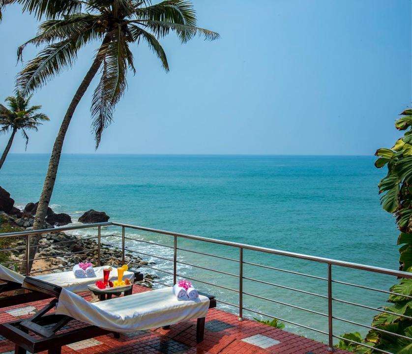 Krishnatheeram Ayur Holy Beach Resorts Varkala Luaran gambar